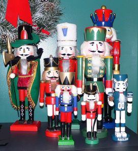 543px-Nutcrackers